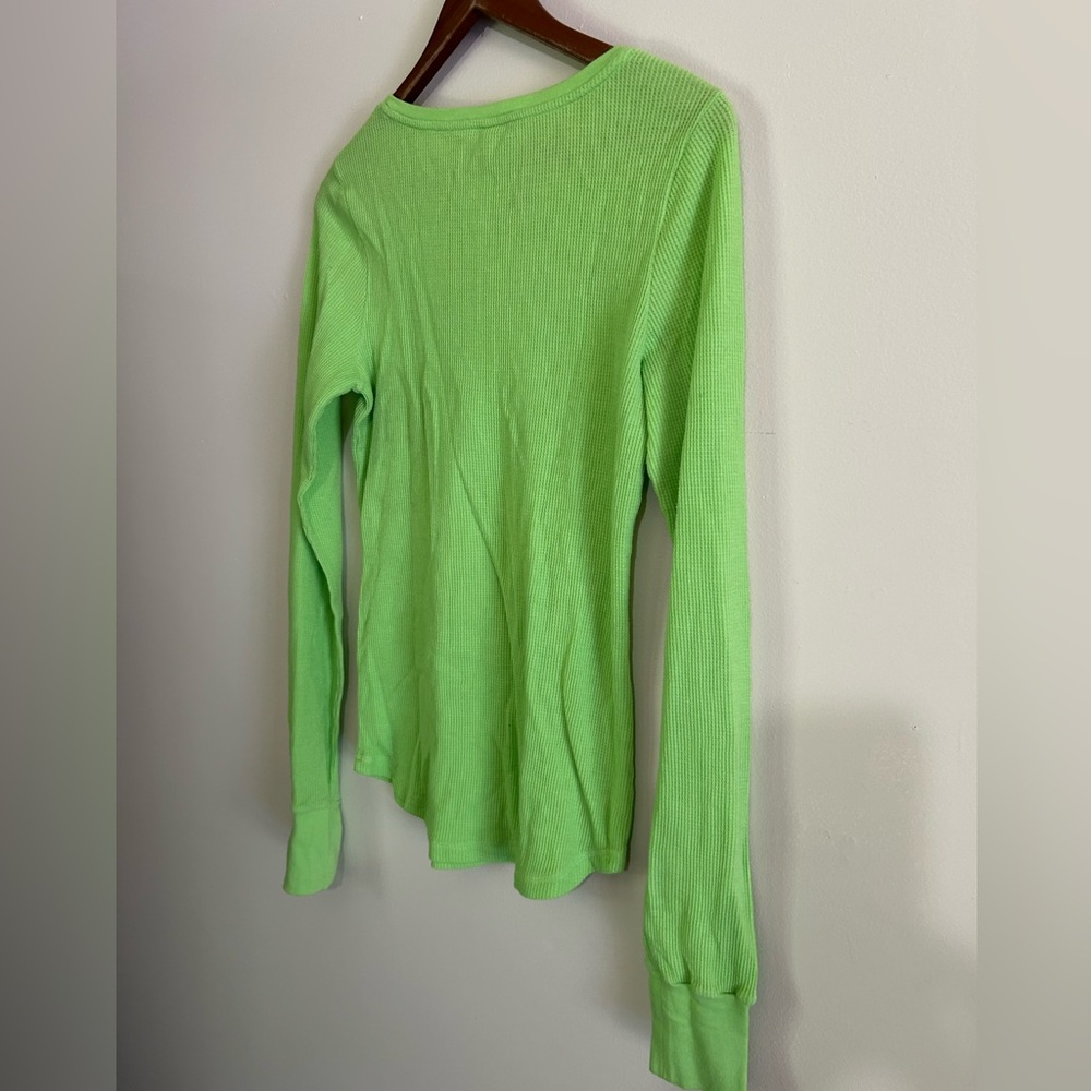 Victoria's Secret Lime Green Long Sleeve Top - Picture 2 of 4